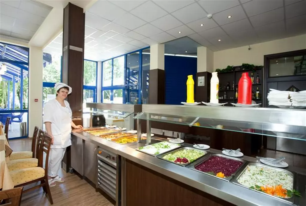 hotel blue sky varna_shabavizparvaz_11.jpg hotel blue sky varna_shabavizparvaz_11.jpg